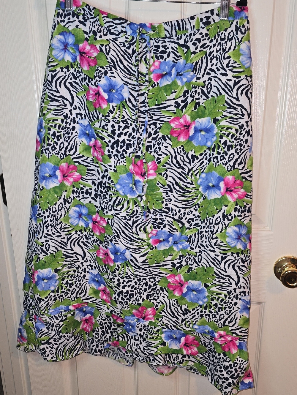 Choices Tropical Floral A-Line Skirt in Blue,‎ Pink & Green